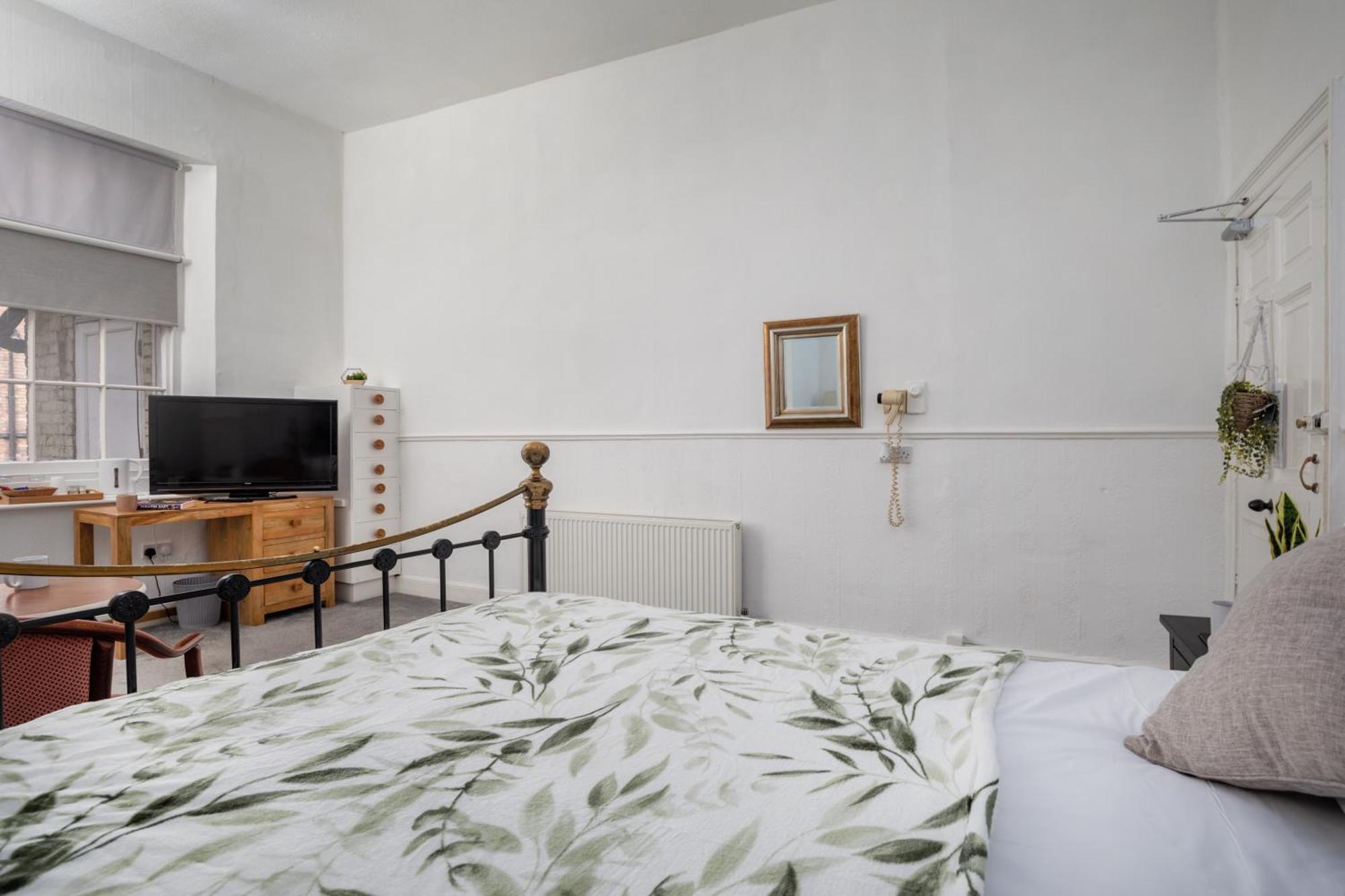 Serenity Guest House Σκάρμπορο Εξωτερικό φωτογραφία