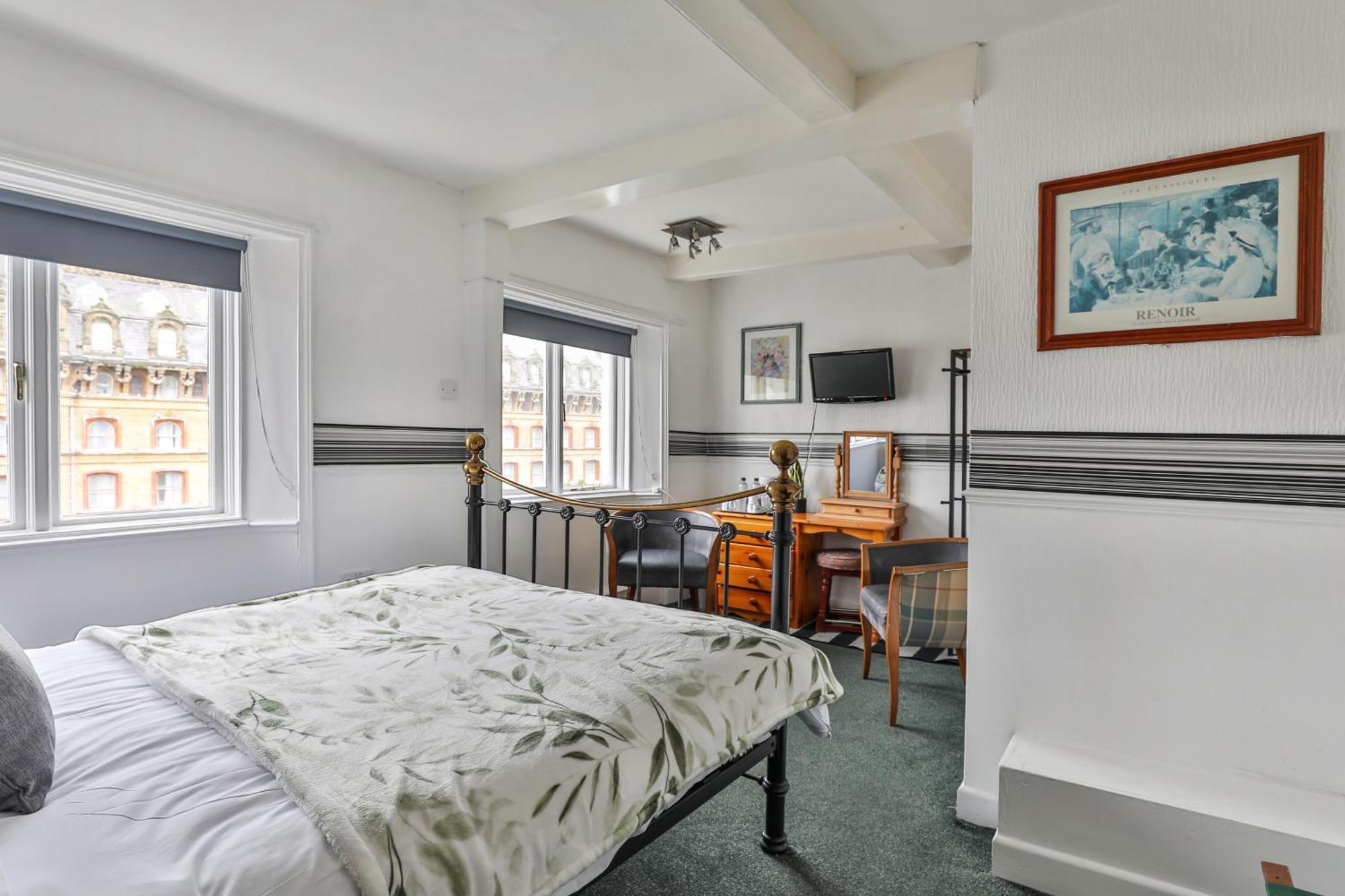 Serenity Guest House Σκάρμπορο Εξωτερικό φωτογραφία